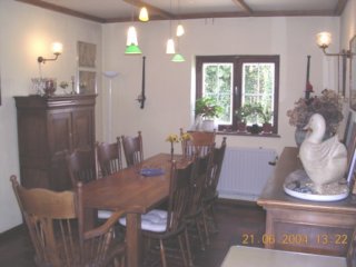 diningroom004.jpg